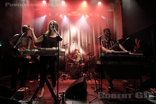 BRIGID DAWSON AND THE MOTHERS NETWORK - 2021-11-24 - PARIS - Petit Bain - 